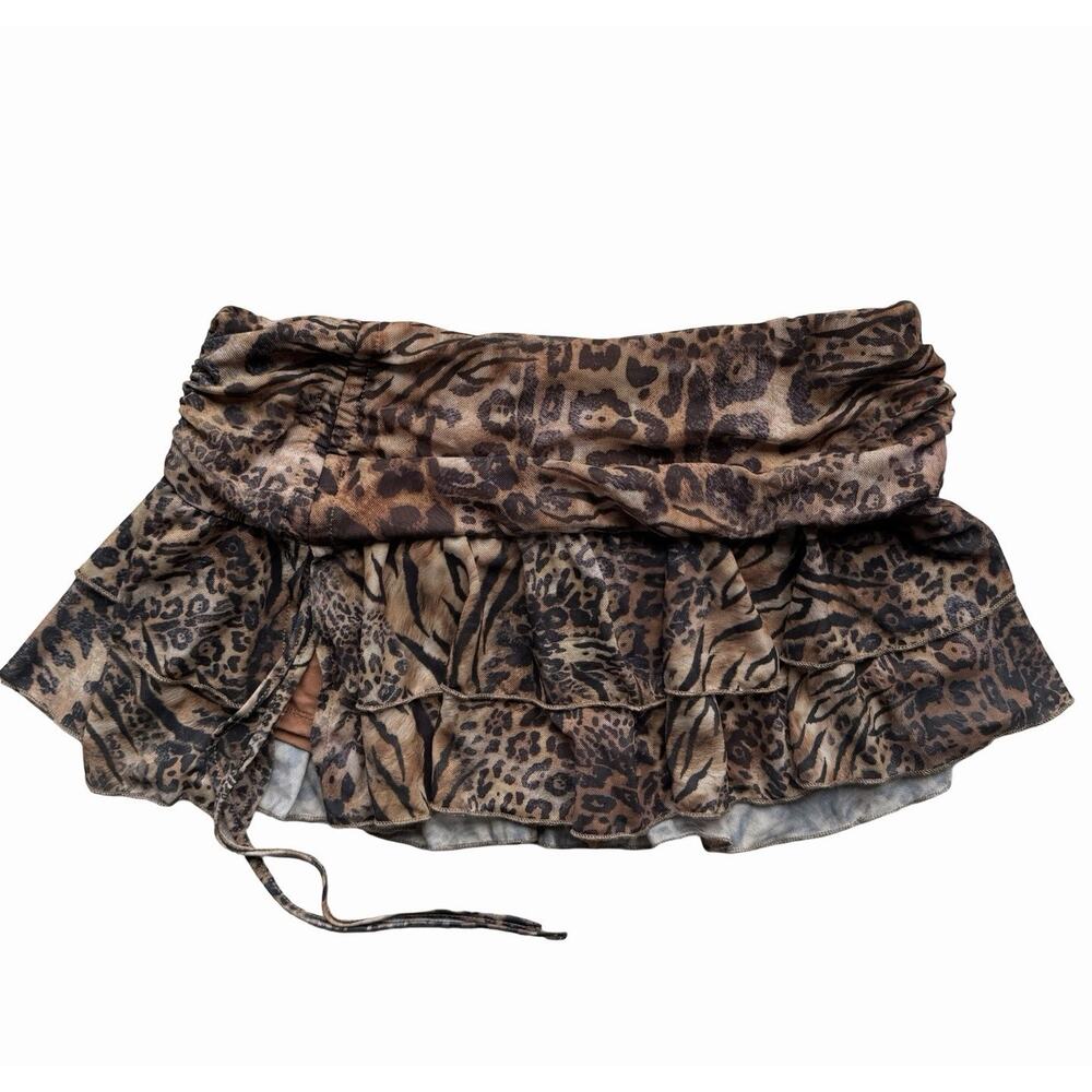 Y2K Style Leopard Mini Skirt With Shorts Size Large Stretchy
